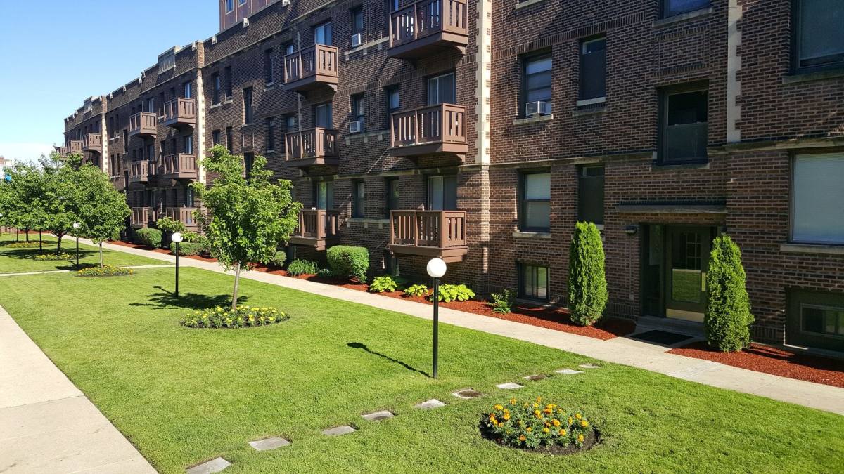 Apartment for rent at 3024-38 N Halsted St, Chicago, IL 60657