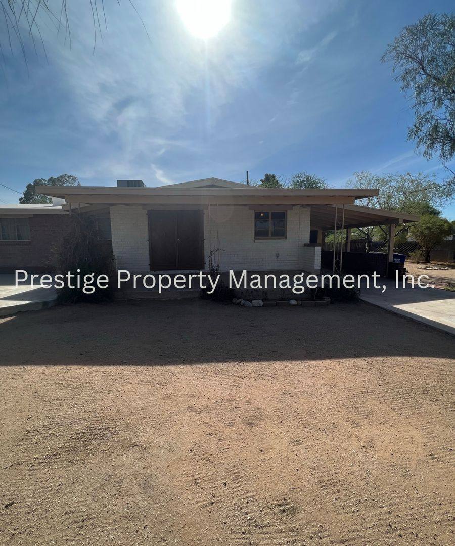 Apartment for rent at 349 & 351 E Smoot Place, Tucson, AZ 85705