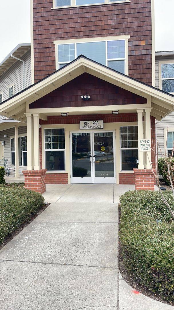 Condo for rent at 834 Pavilion Place, Ashland, OR 97520