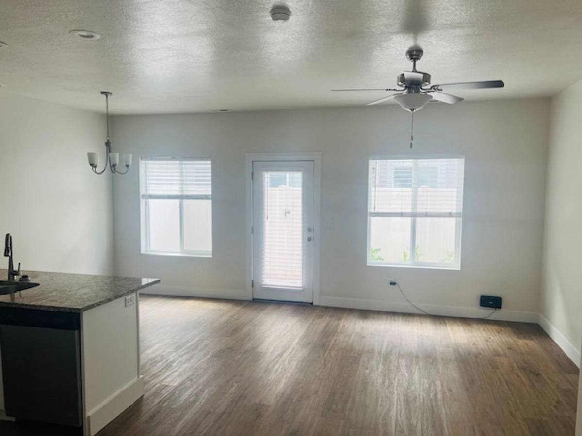 Townhouse for rent at 335 N 100 W, Morgan, UT 84050