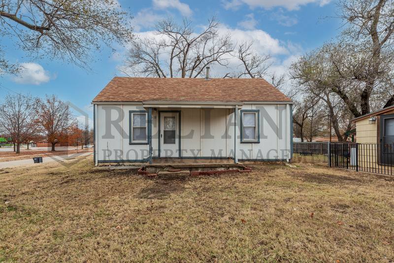 House for rent at 5111 W Robinson St, Wichita, KS 67212