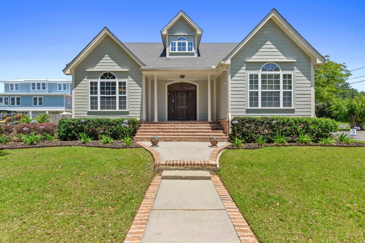 House for rent at 386 Meaut St, Biloxi, MS 39530