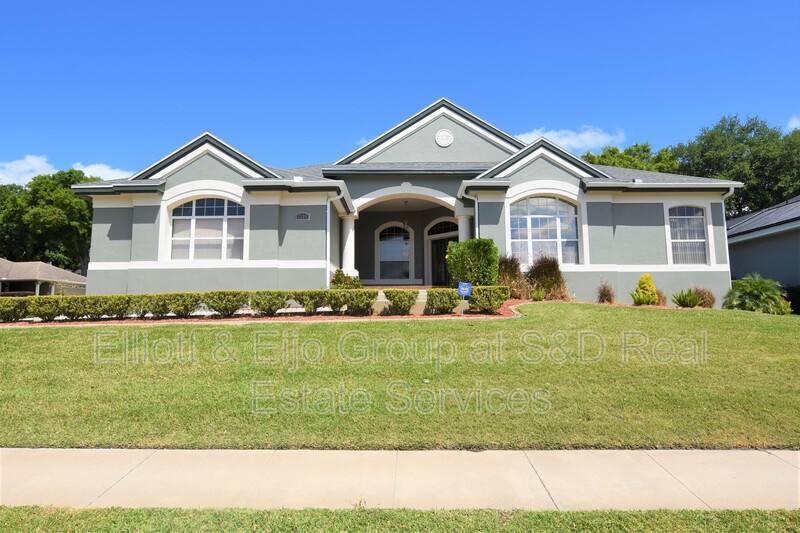 House for rent at 2218 Longleaf Circle, Lakeland, FL 33810