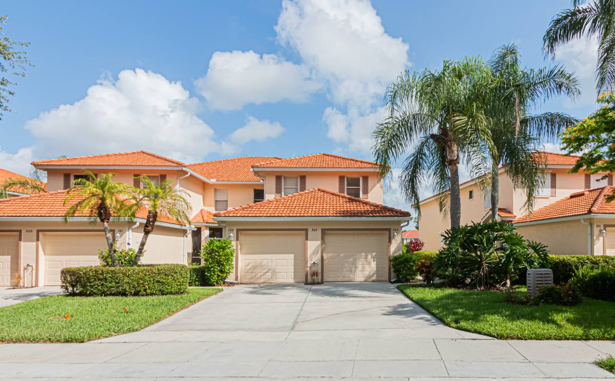 Apartment for rent at 260 Robin Hood Circle, Naples, FL 34104