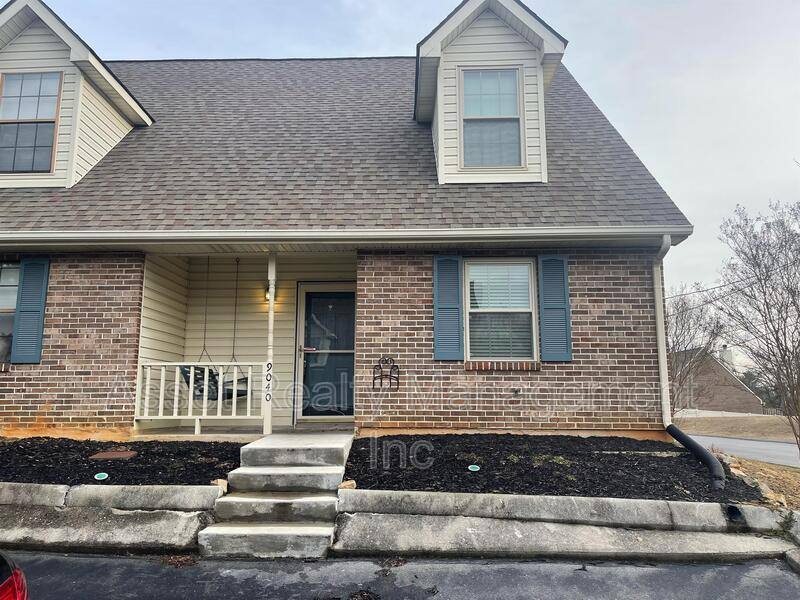 Townhouse for rent at 9040 Fountain Brook Lane, Knoxville, TN 37923