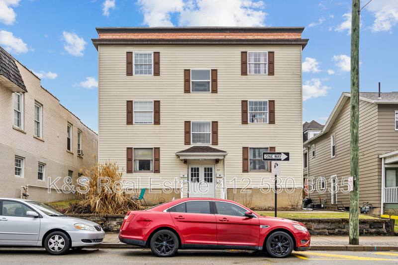 Apartment for rent at 531 Main St #2B, Irwin, PA 15642