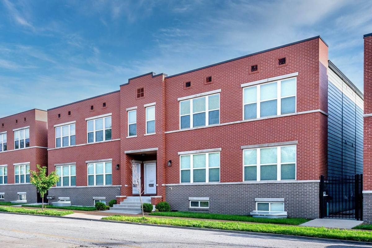 Condo for rent at 3327 Park Ave, Saint Louis, MO 63104