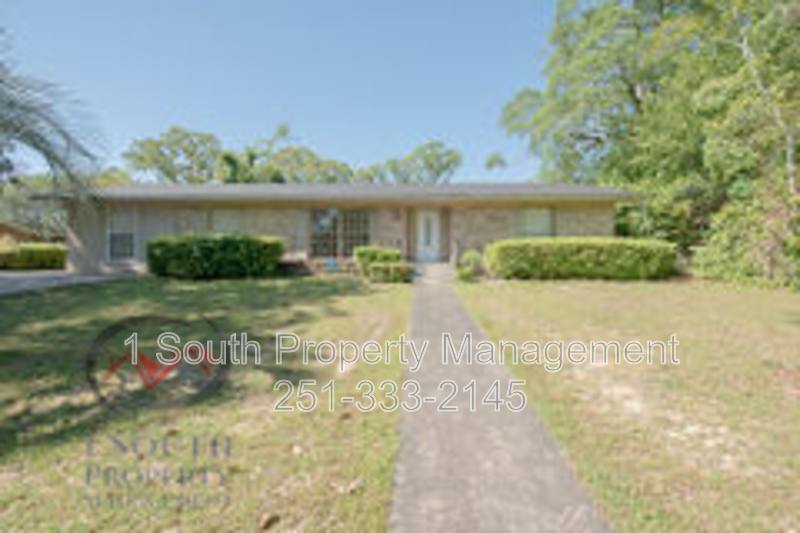 House for rent at 5520 Vienna Ave, Mobile, AL 36618