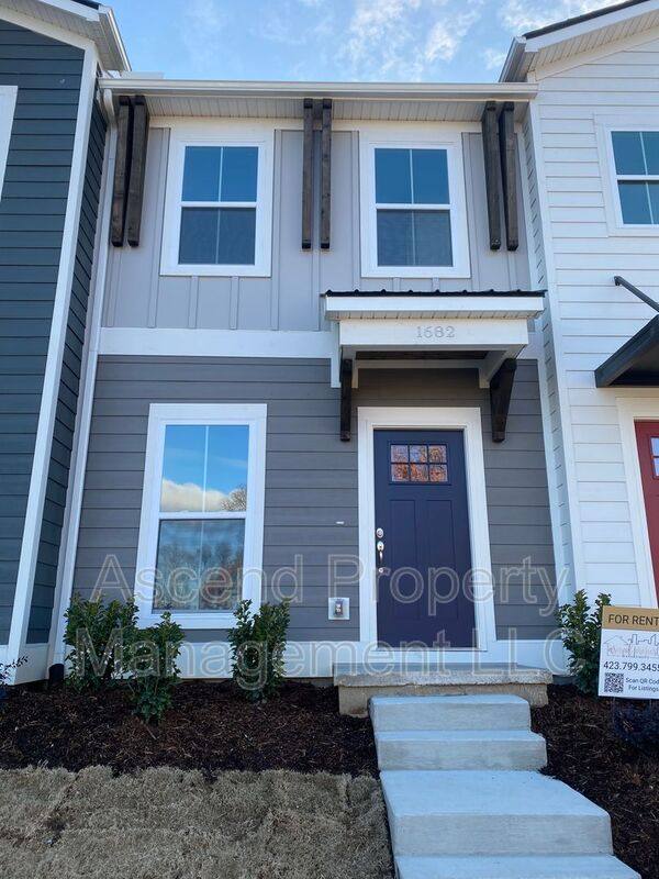 Townhouse for rent at 1682 S Watkins, Chattanooga, TN 37404