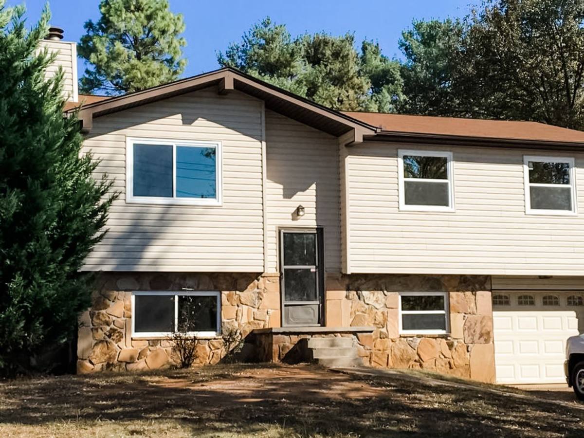 House for rent at 1808 Sedgewick Dr, Knoxville, TN 37922