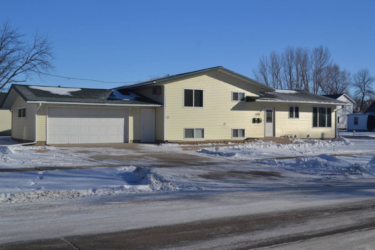 Apartment for rent at 1320 27th Ave S, Moorhead, MN 56560