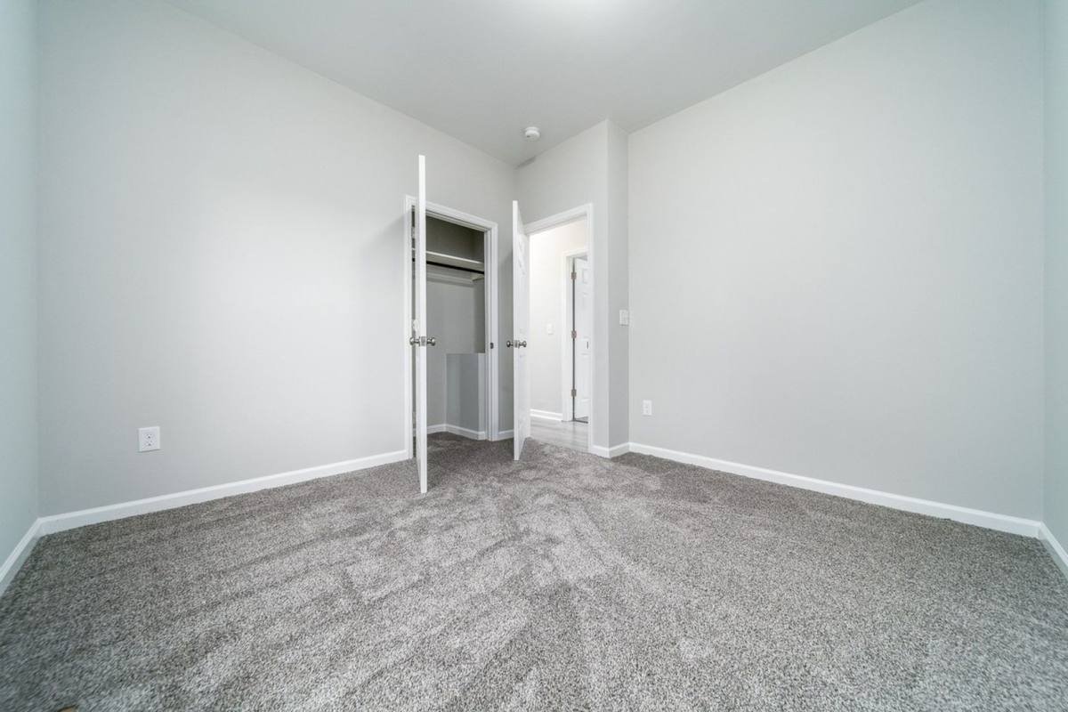 House for rent at 1737 University Dr, Columbia, TN 38401