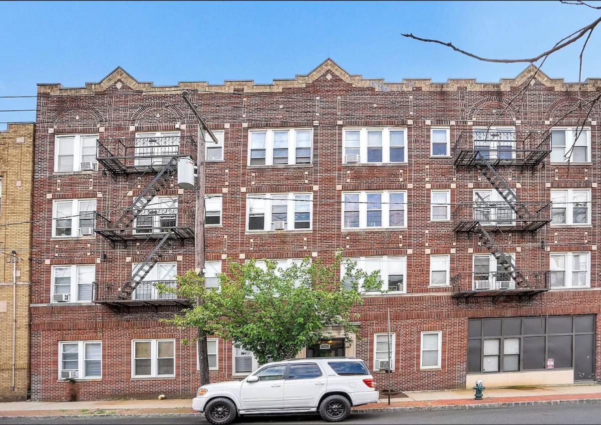 Apartment for rent at 99 Pine St, Montclair, NJ 07042