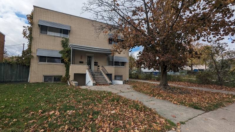 Apartment for rent at 4239 Lewis Ave #1, Toledo, OH 43612