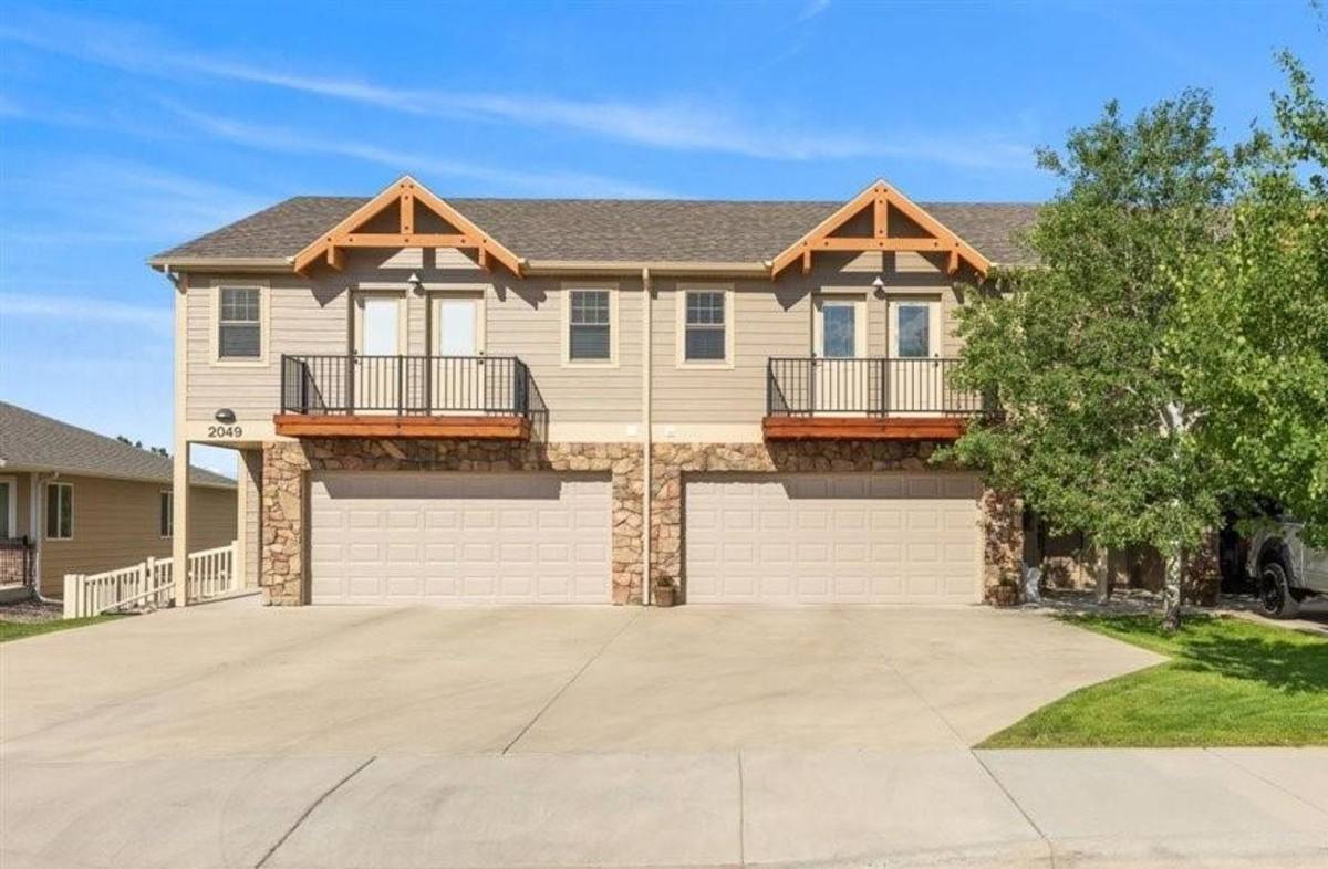 Townhouse for rent at 2047 Lake Hills Dr, Billings, MT 59105