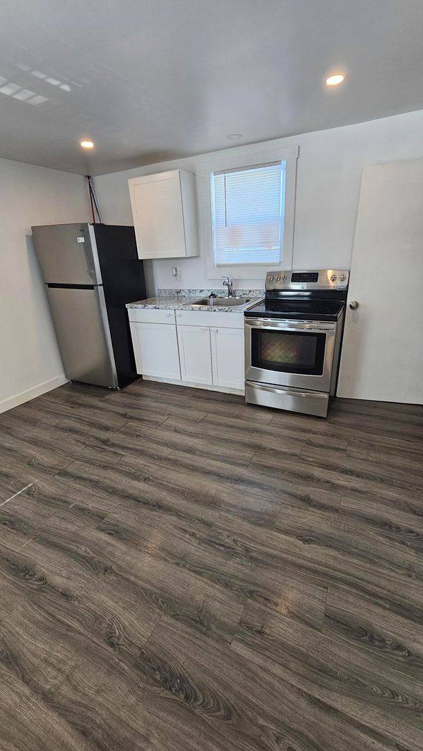 Apartment for rent at 123 College Ave, Waterville, ME 04901