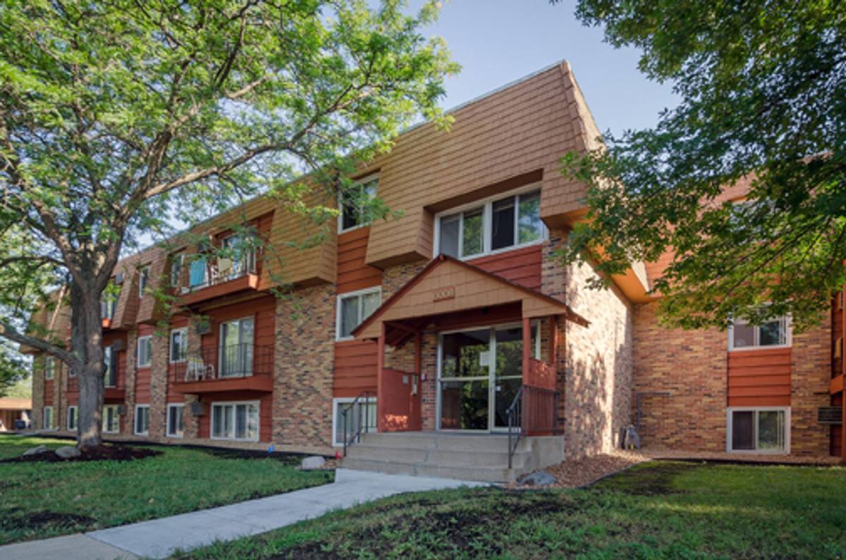 Apartment for rent at 8008 W 28th St, Minneapolis, MN 55426