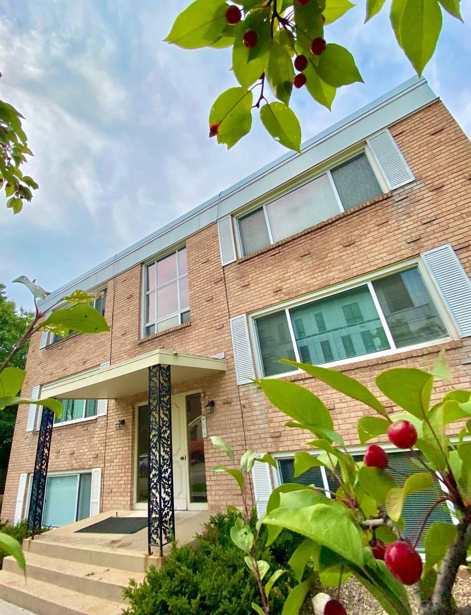 Apartment for rent at 3100 Inglewood Ave S, Minneapolis, MN 55416
