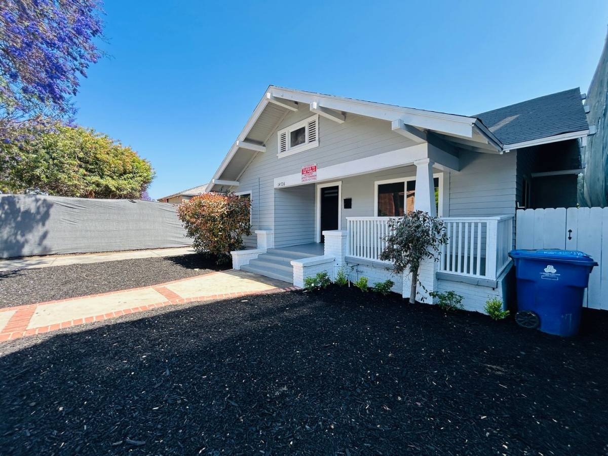 Apartment for rent at 14726 Friar St, Van Nuys, CA 91411