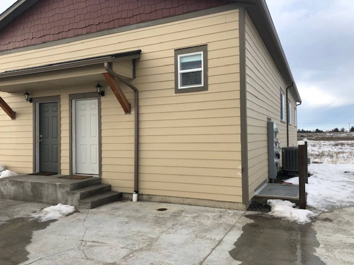 Apartment for rent at 13714 W Bergen Dr, Airway Heights, WA 99001