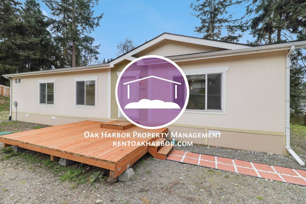 House for rent at 4389 Rhododendron Dr, Oak Harbor, WA 98277