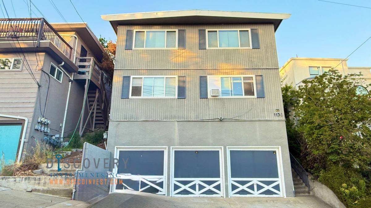 Apartment for rent at 1130 Wellington St, Oakland, CA 94602