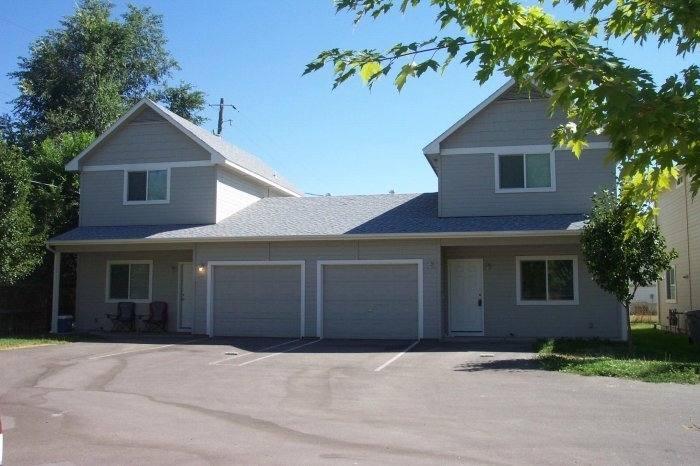 Townhouse for rent at 223 Hudson Ave, Nampa, ID 83651