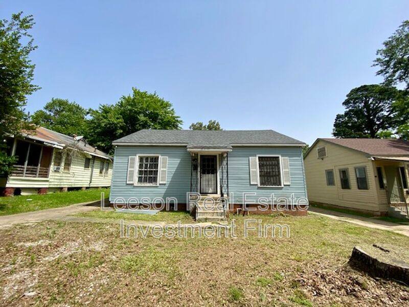 House for rent at 230 E Lister St, Shreveport, LA 71101