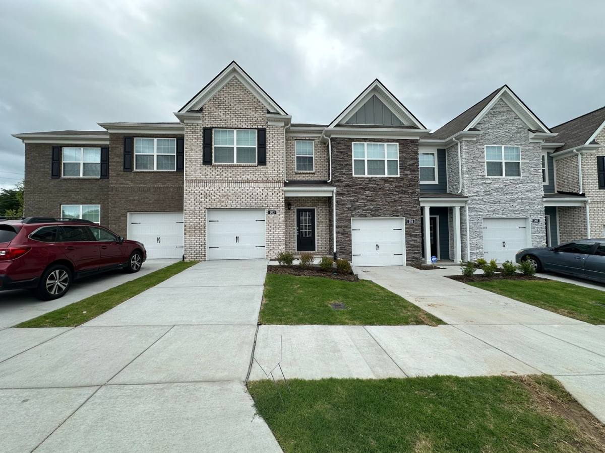 Townhouse for rent at 203 Hazel Lane, Lebanon, TN 37087