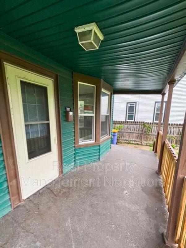 House for rent at 451 Graham St SW, Grand Rapids, MI 49503