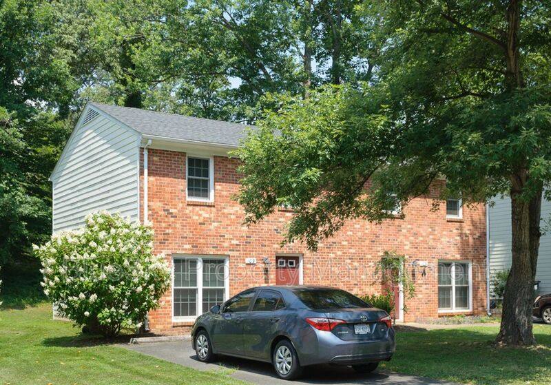 Townhouse for rent at 109 Longwood Dr #B, Charlottesville, VA 22903
