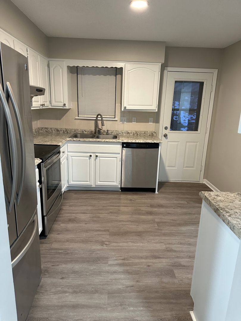 House for rent at 16720 Mo-45, Kansas City, MO 64152