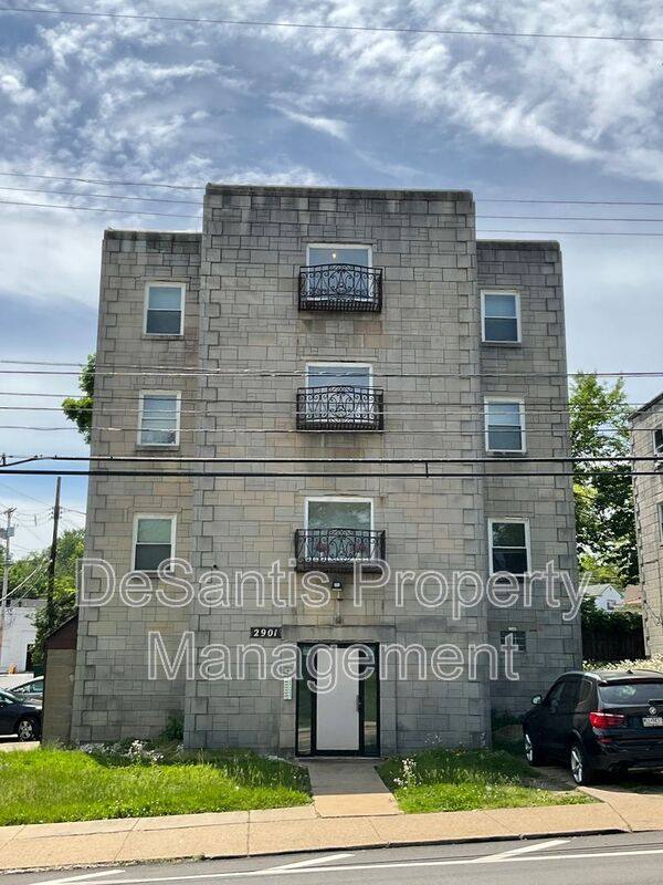 Apartment for rent at 2901 Chartiers Ave #2, Pittsburgh, PA 15204