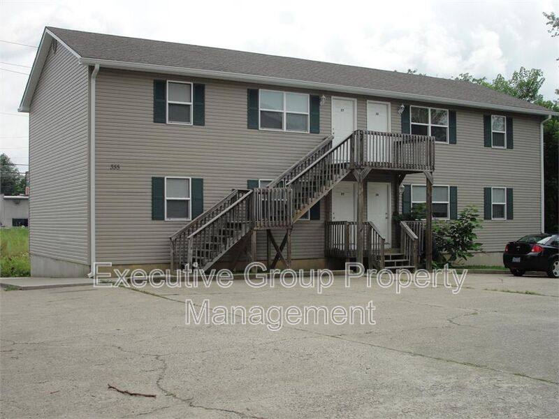 House for rent at 355-25 Elmwood Dr, Radcliff, KY 40160