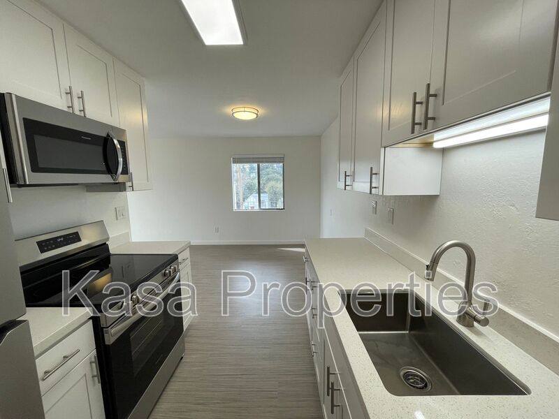Apartment for rent at 410 Evelyn Ave #204, Albany, CA 94706
