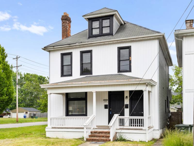 Apartment for rent at 429 S Champion, Columbus, OH 43205
