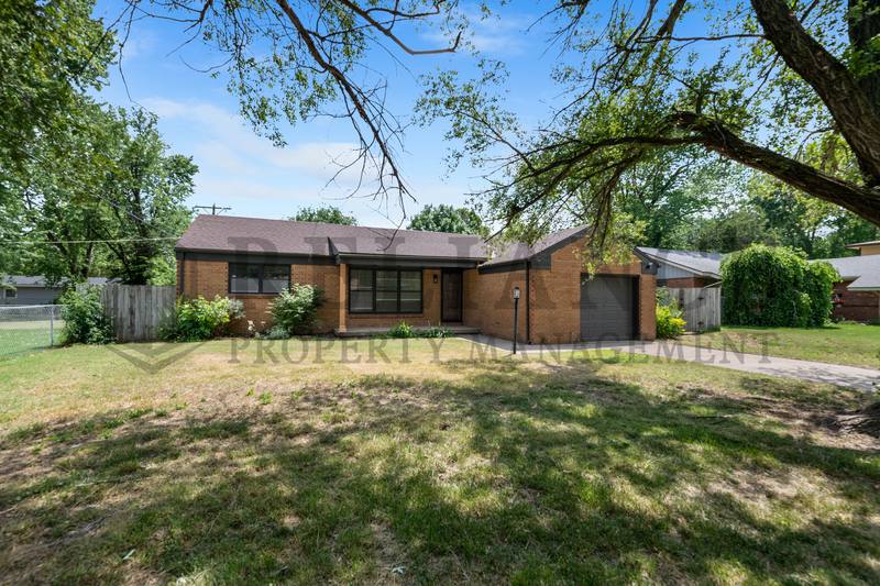 House for rent at 7315 W Galoway, Wichita, KS 67212