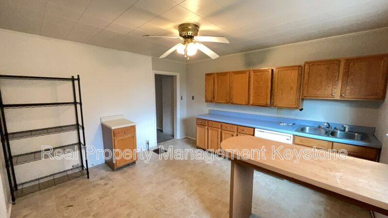 House for rent at 242 E 17th Ave, Pittsburgh, PA 15210