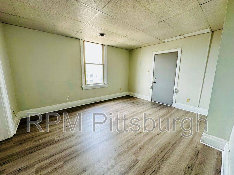 Apartment for rent at 7500 Ellesmere St #3, Pittsburgh, PA 15218