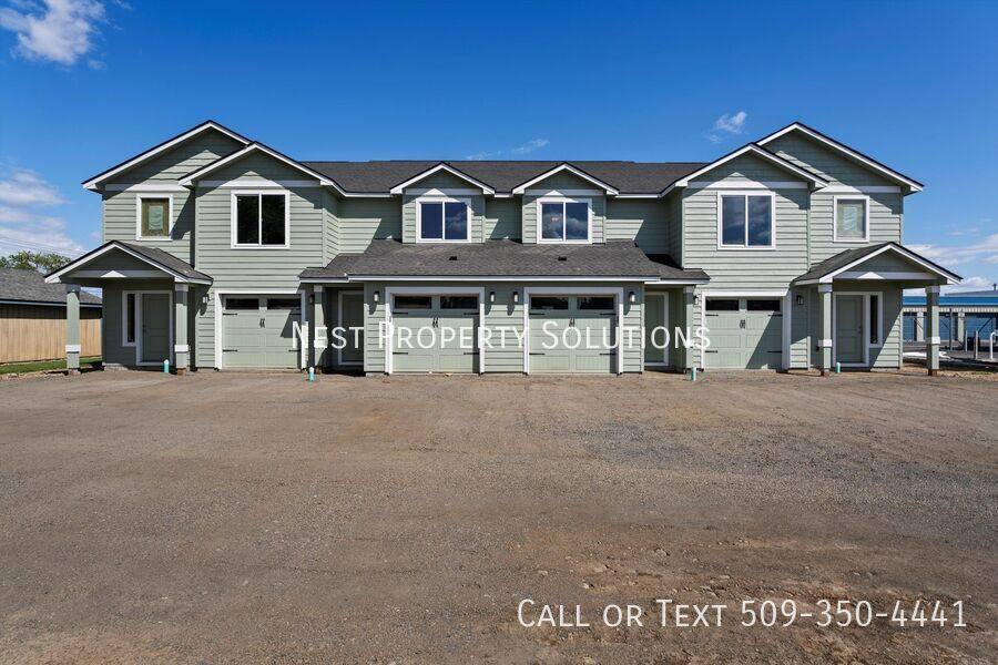 Apartment for rent at 1613 W Lee St #A, Moses Lake, WA 98837