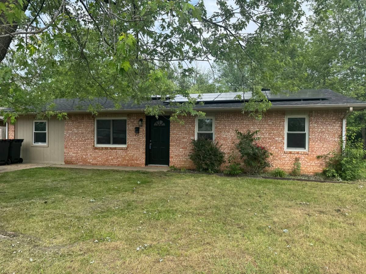 House for rent at 1607 Stone St, Springdale, AR 72762