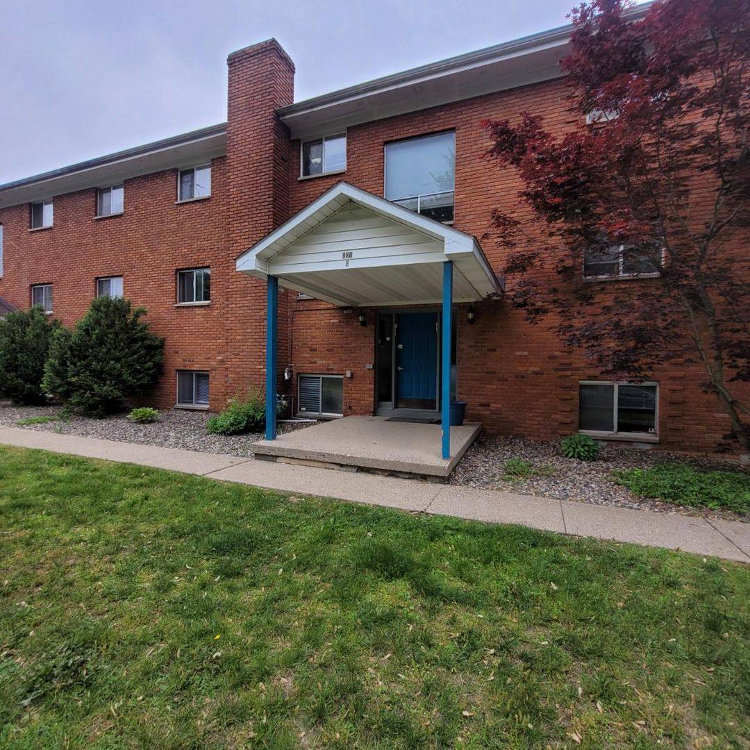 Apartment for rent at 890 Parkview Ave, Battle Creek, MI 49017