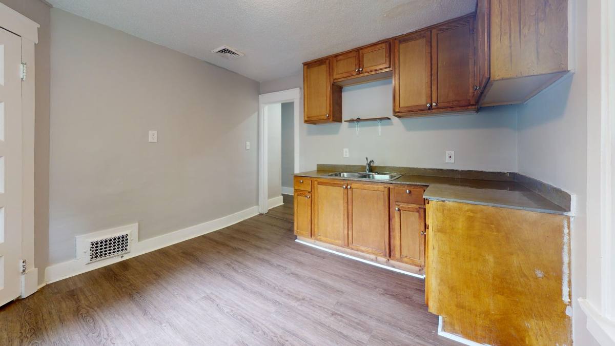Apartment for rent at 748 Hazel St, Akron, OH 44305