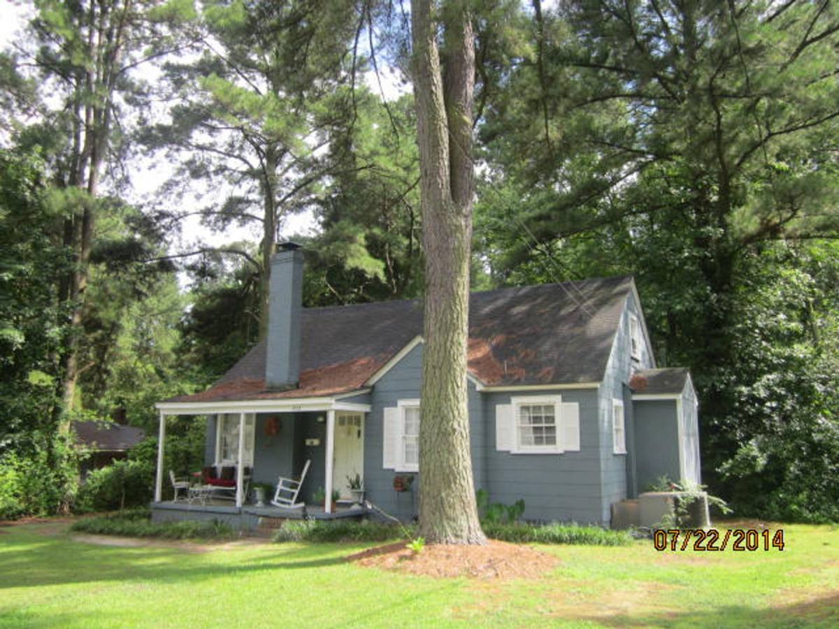 House for rent at 915 College Circle, Wilson, NC 27893