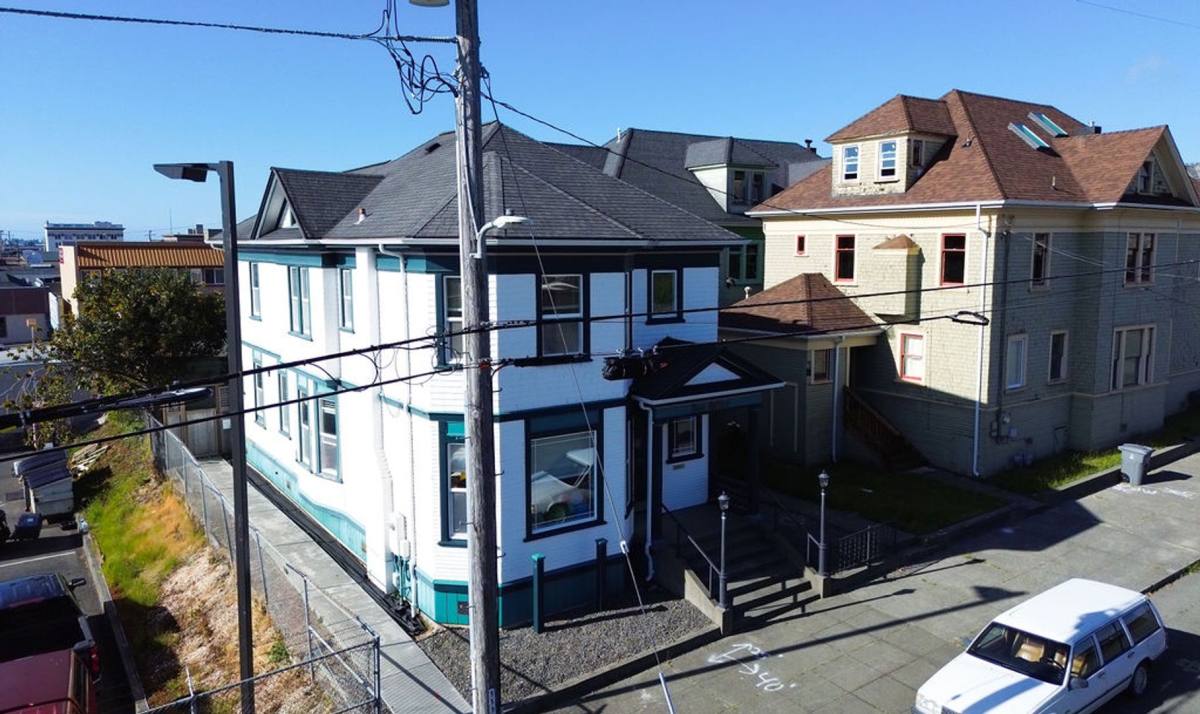 Apartment for rent at 369 8th St, Eureka, CA 95501