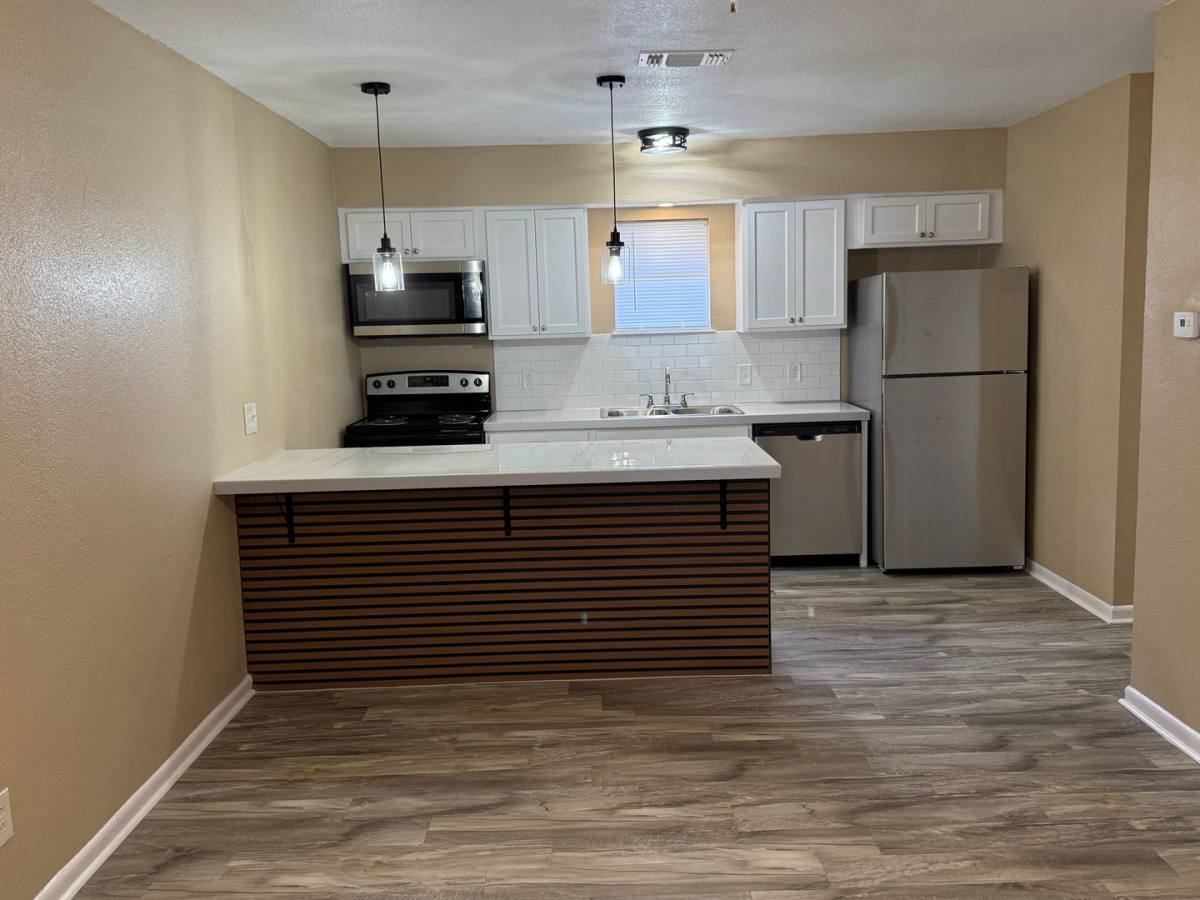 Apartment for rent at 710 S Kennedy Ave, Tyler, TX 75701