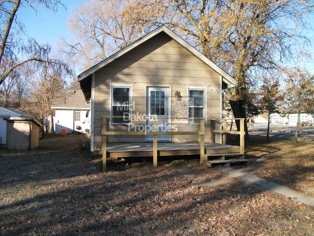 House for rent at 601 S Lawler, Mitchell, SD 57301