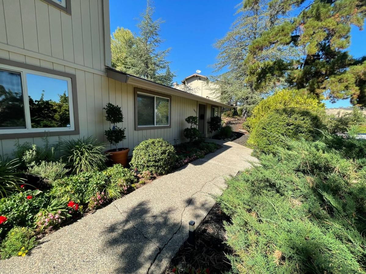 Condo for rent at 3882 Scenic Court, El Dorado Hills, CA 95762