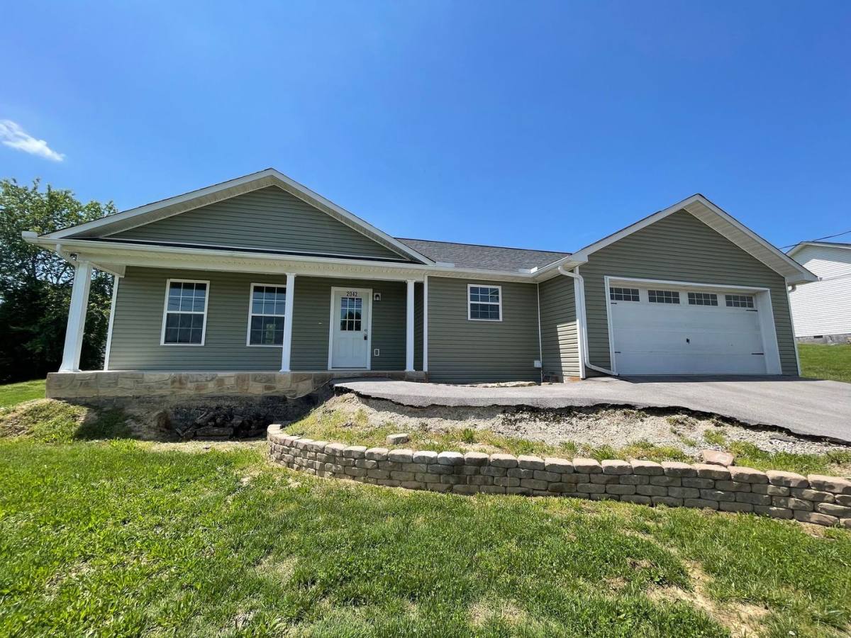 House for rent at 2042 Jonathan Dr, White Pine, TN 37890