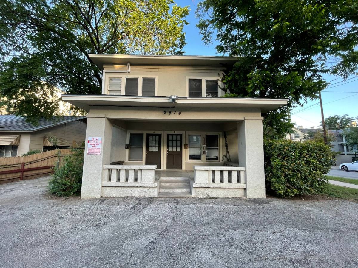 Apartment for rent at 2514 Pearl St, Austin, TX 78705